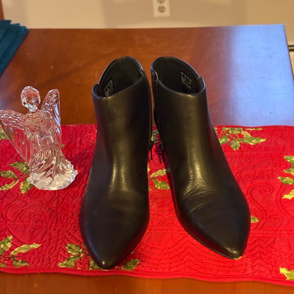 Clarks Elegant Black Ankle Boots